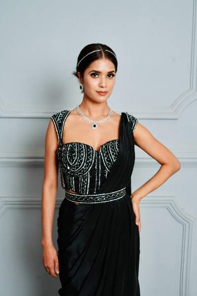Fareeda Saree